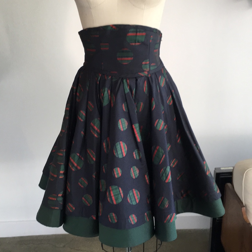 Vintage Gucci high waisted corset skirt. Size 38